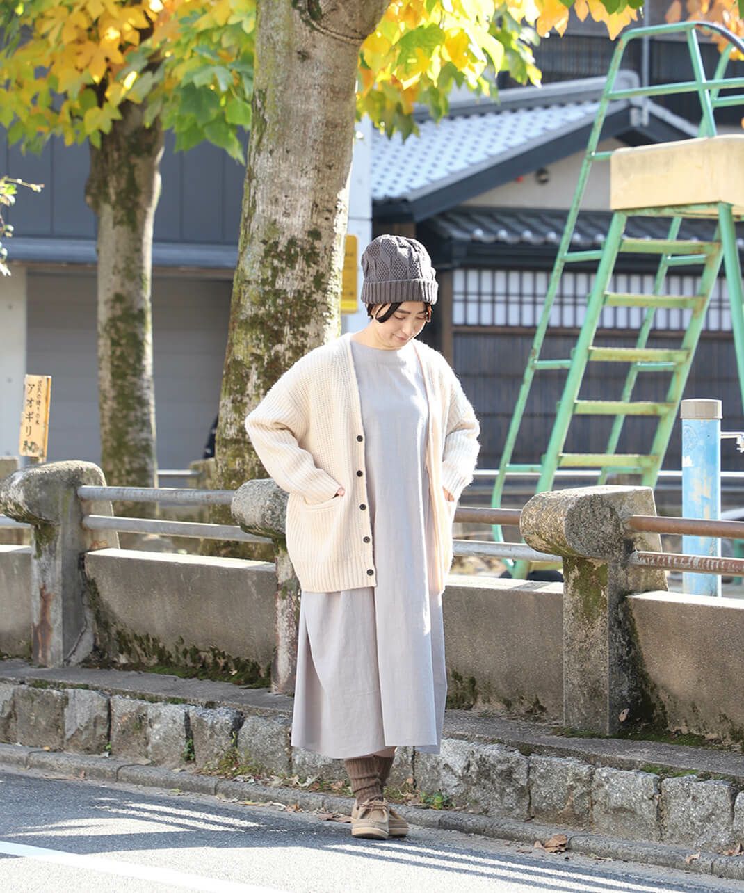 温性の高いモヘアがブレンドされたニット